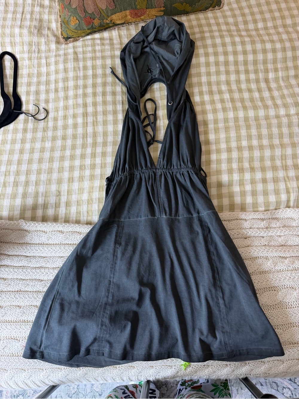Darker Wavs hooded backless dress